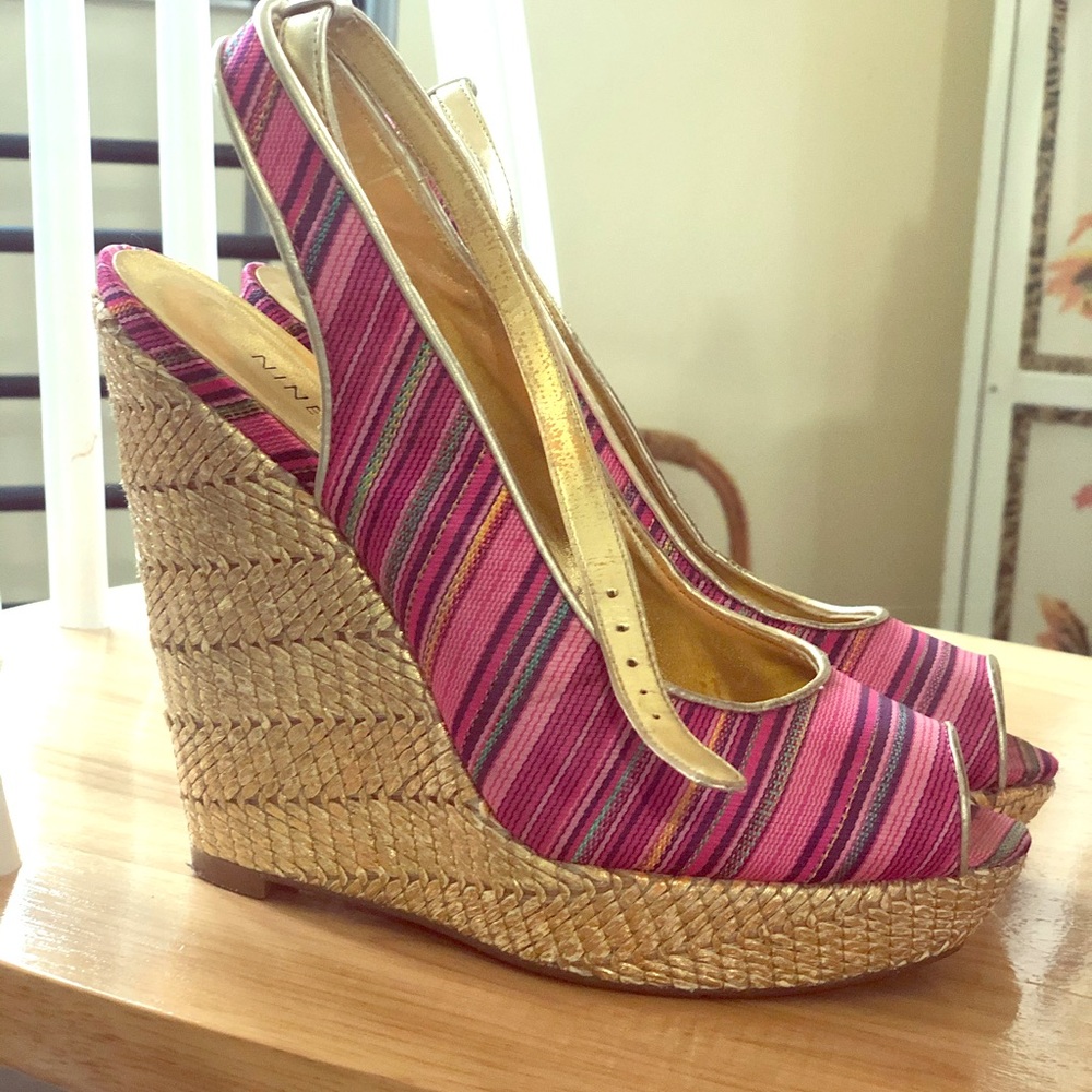 Good condition Nine West wedges